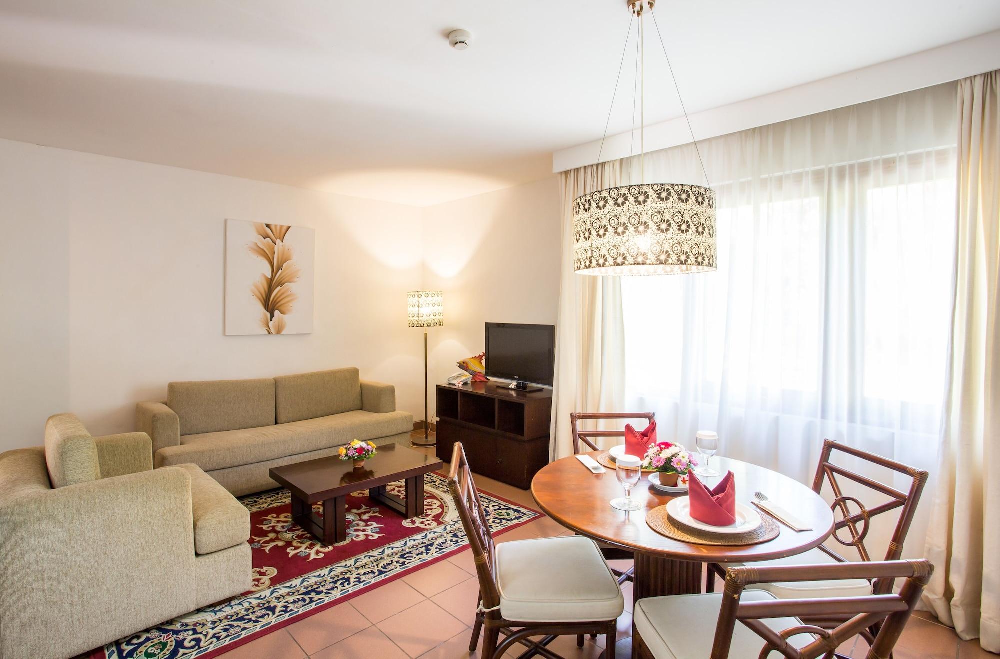 Plagoo Holiday Hotel Нуса Дуа Екстериор снимка
